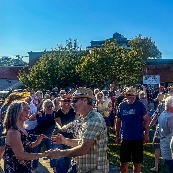 PTMS-Concerts-on-the-Dock-3-1x1